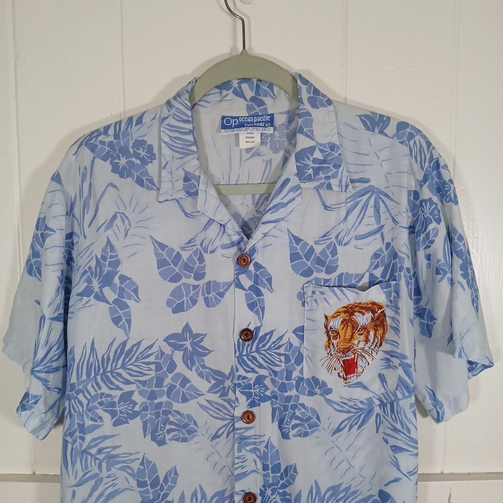 VTG Ocean Pacific Button Down Shirt Mens Medium Blue Tiger Embroidered Tropical